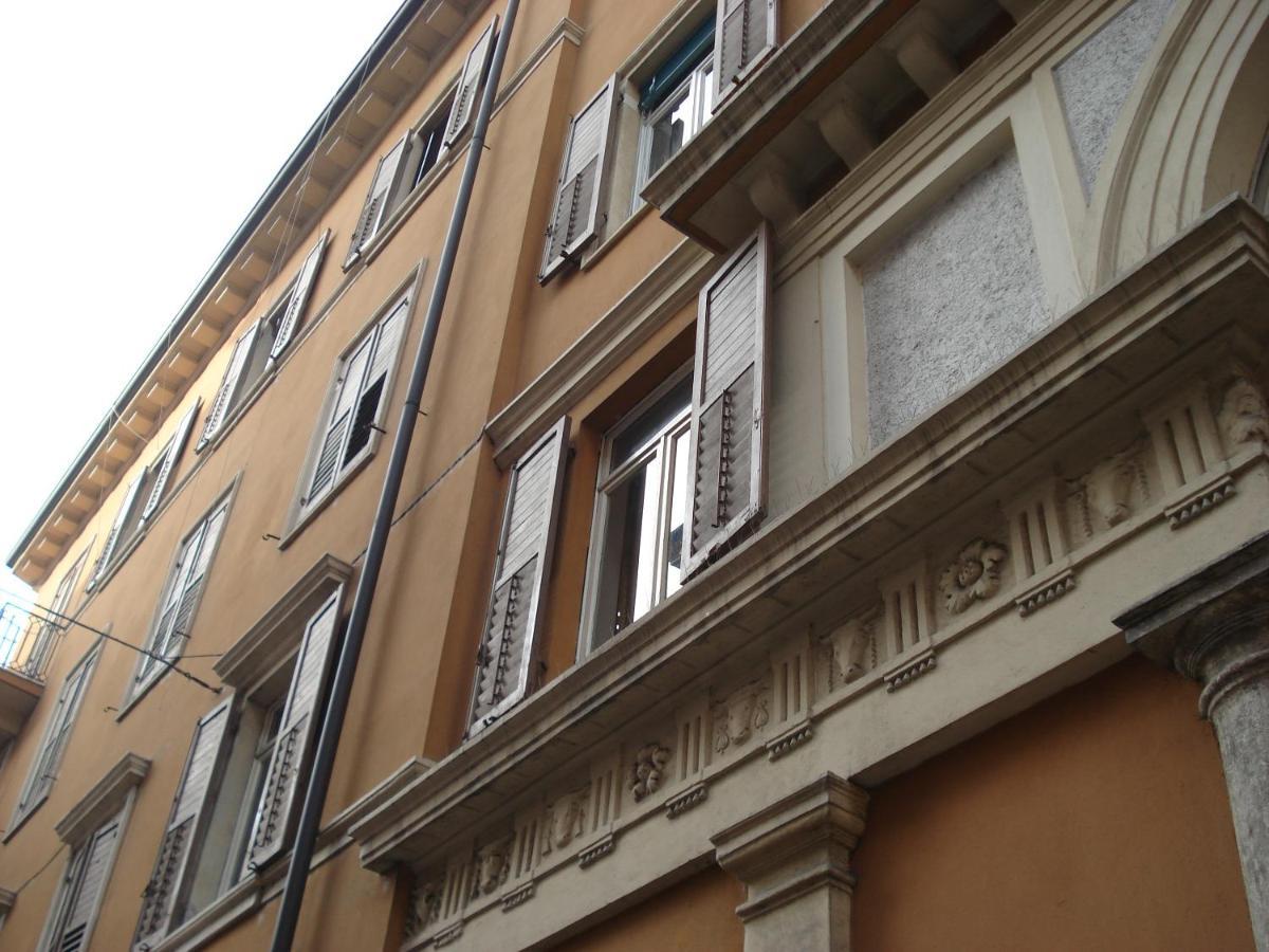 B&B Quo Vadis Arena Verona Exterior foto